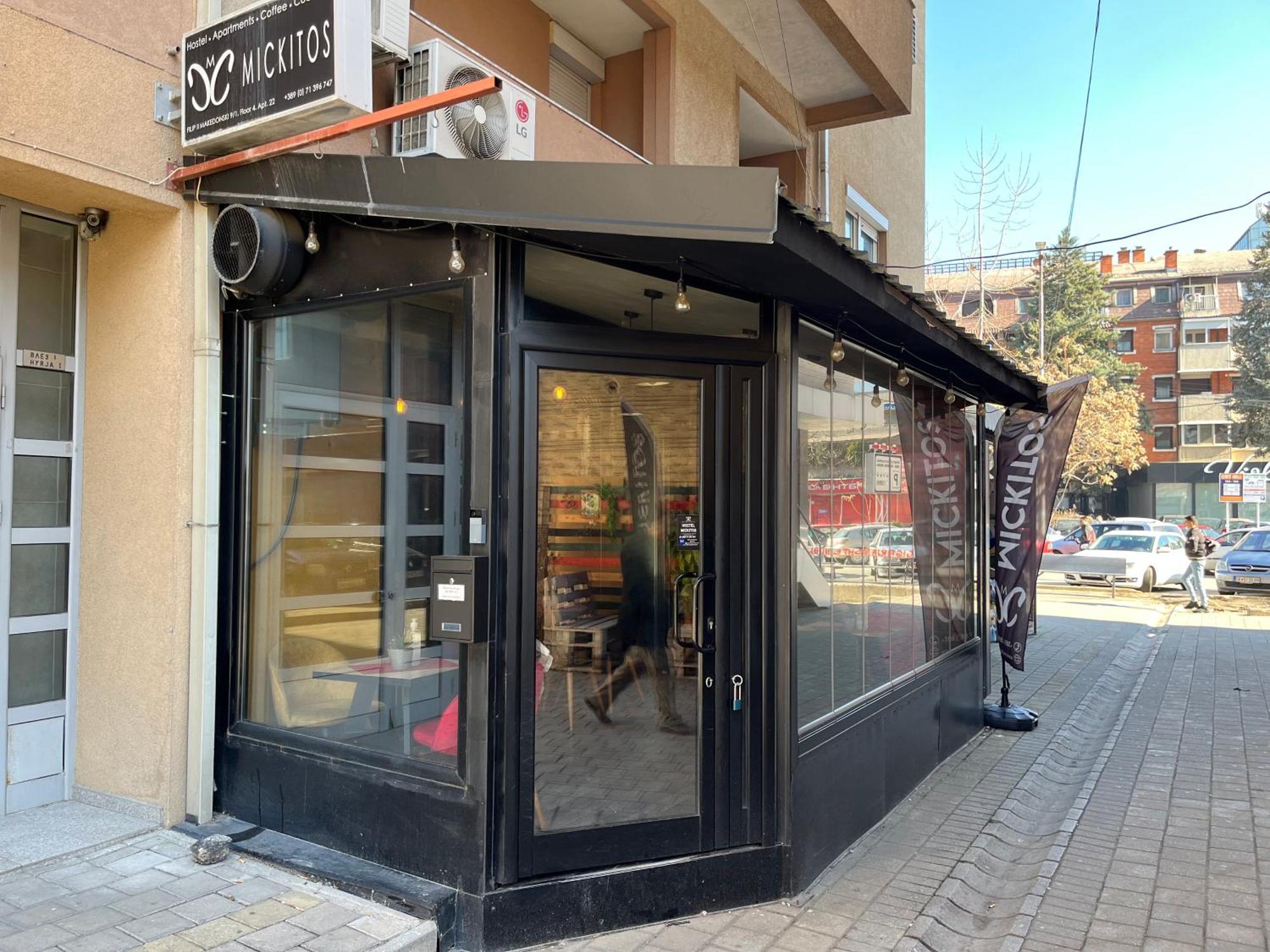 Mickitos Urban Hostel Skopje Ngoại thất bức ảnh