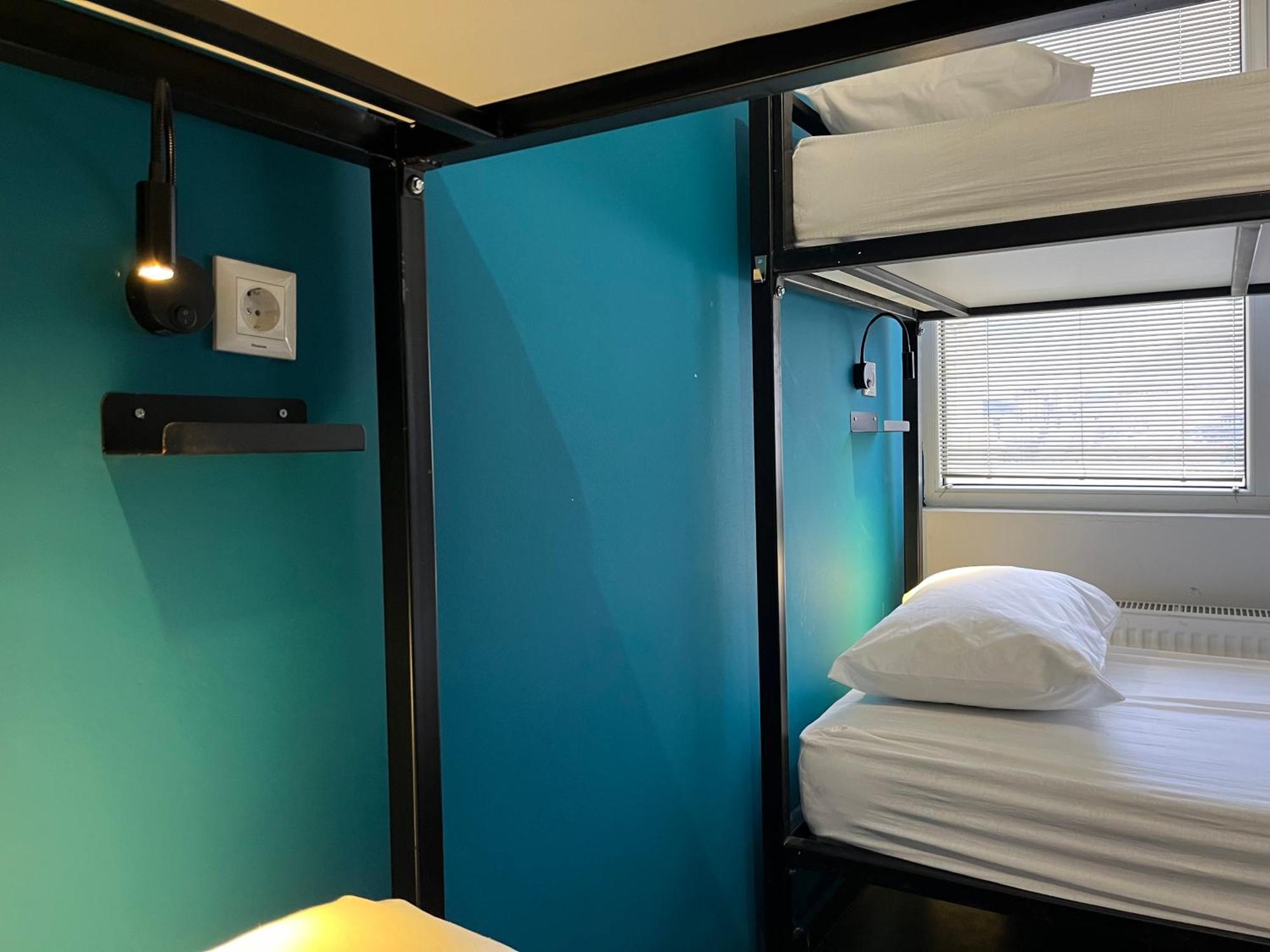Mickitos Urban Hostel Skopje Ngoại thất bức ảnh